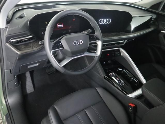 Thumbnail: 2025 Audi Q5 - 10