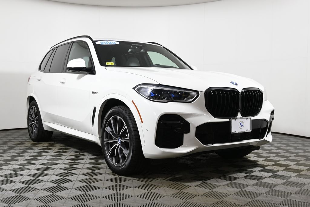 Thumbnail: 2023 BMW X5 - 9