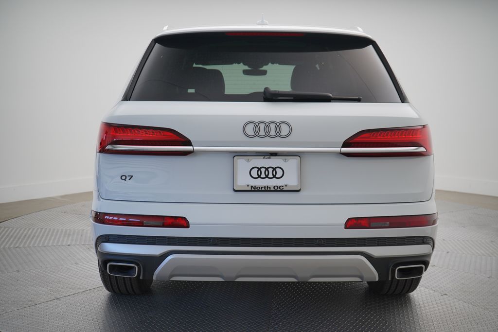 2025 Audi Q7  4