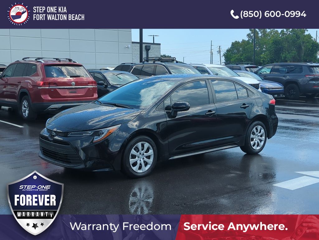 2024 Toyota Corolla LE FWD   