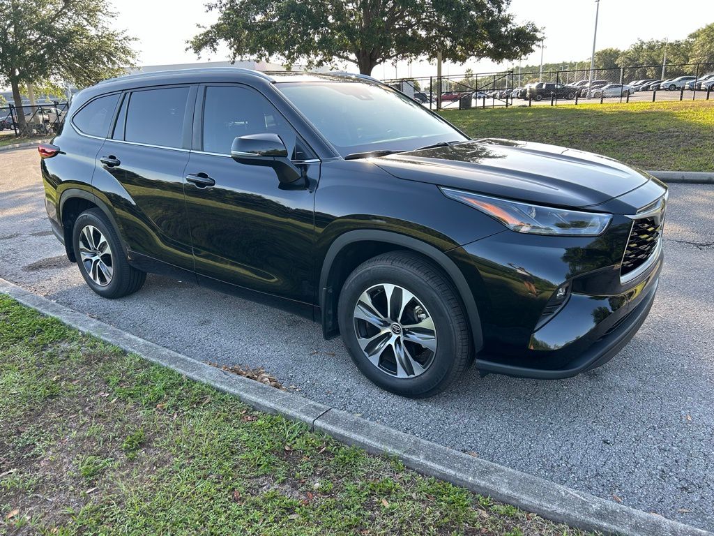 2023 Toyota Highlander XLE 7