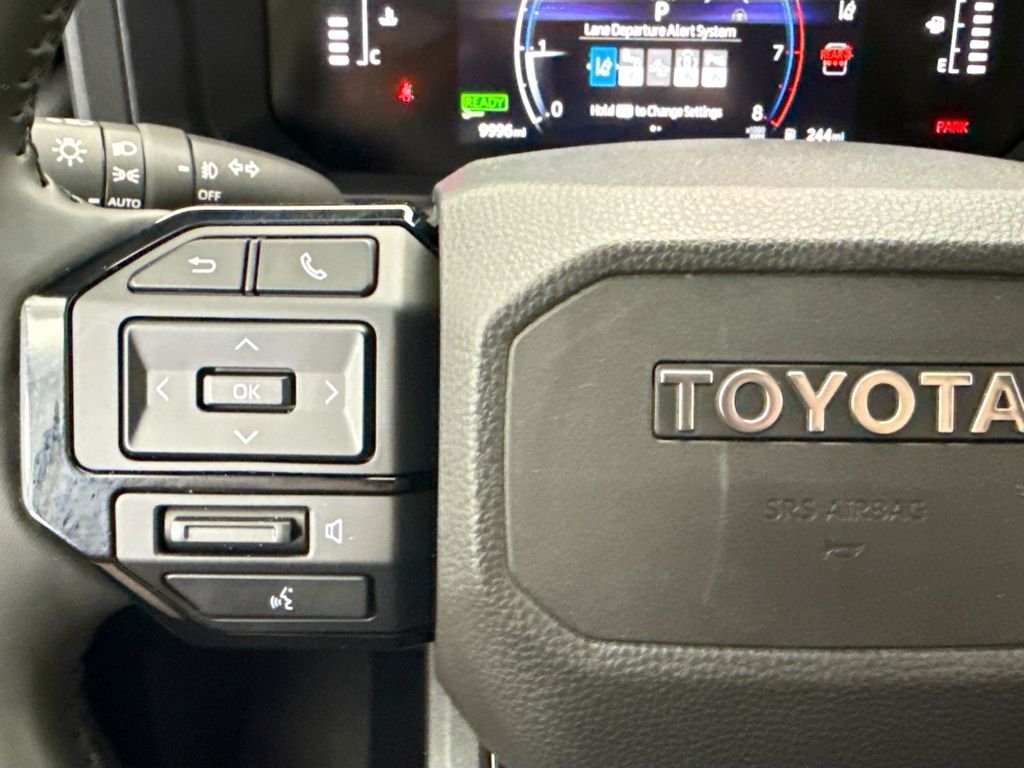 Thumbnail: 2025 Toyota Land Cruiser - 11