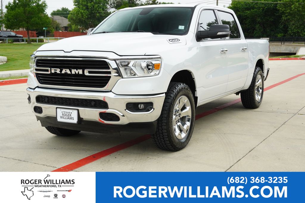 Bright White Clearcoat 2020 RAM 1500 Big Horn Crew Cab 4WD Pickup Truck Four-Wheel Drive 8-Speed Automatic