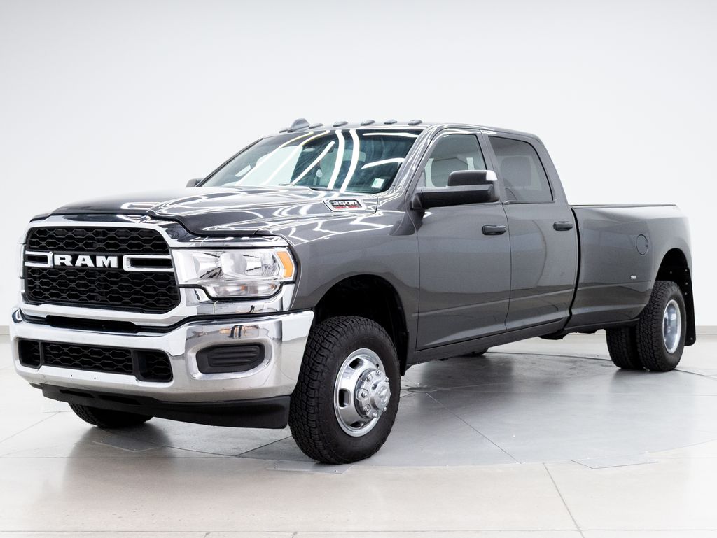2022 Granite Crystal Metallic Clearcoat Ram 3500 Tradesman 4X4 Truck
