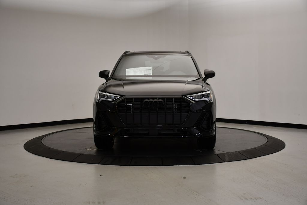 Thumbnail: 2025 Audi Q3 - 8