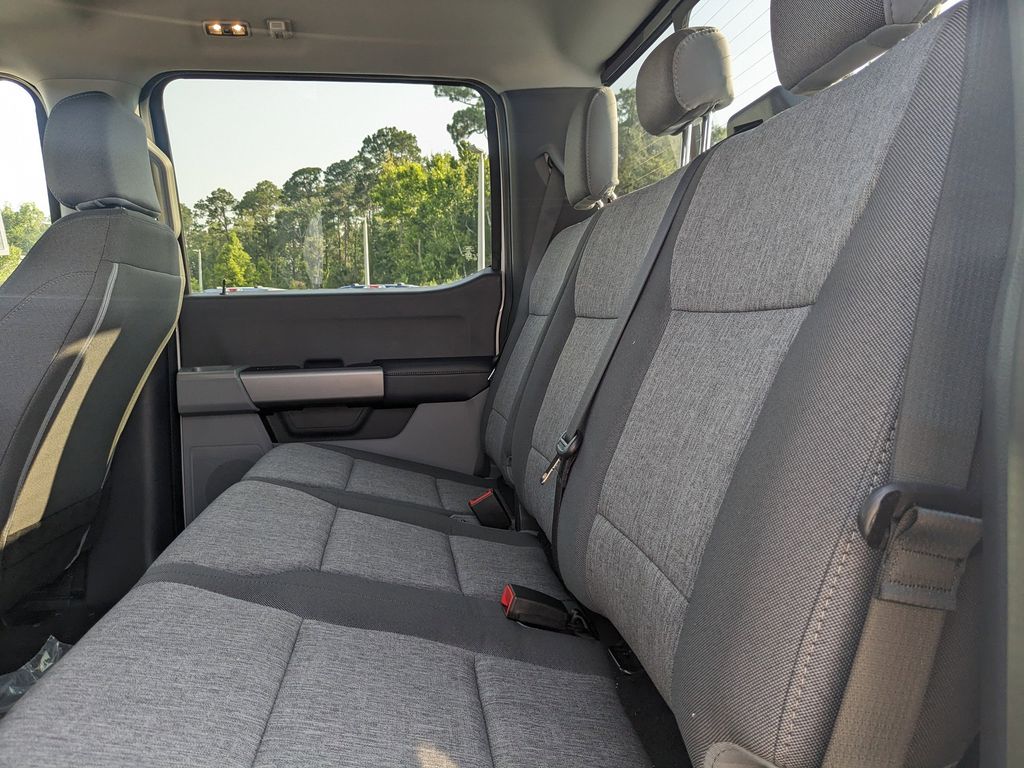2025 Ford F-250 Super Duty XL