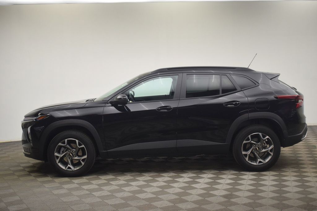 used 2025 Chevrolet Trax car, priced at $21,500