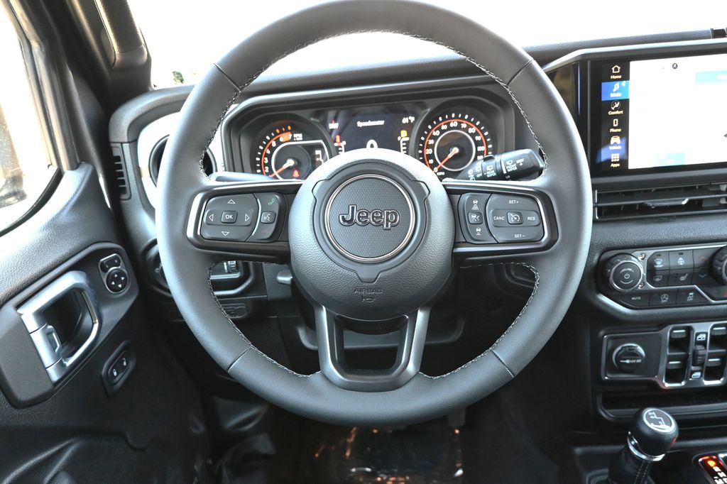 Thumbnail: 2026 Jeep Wrangler - 6