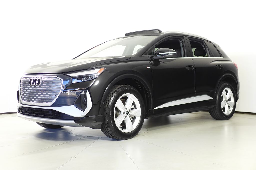 Thumbnail: 2023 Audi Q4 e-tron - 2