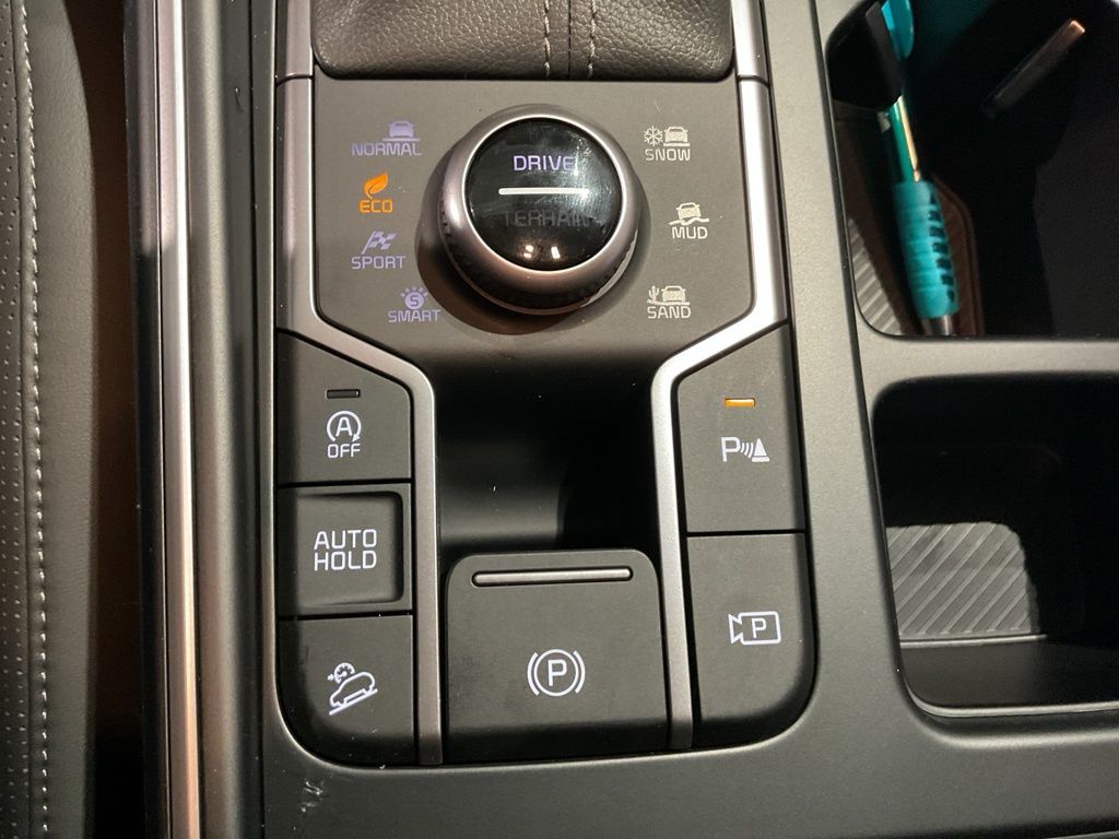 New 2026 Gray Kia S image 13