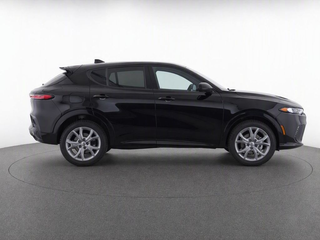 Used 2025 8 BALL Dodge R/T image 8