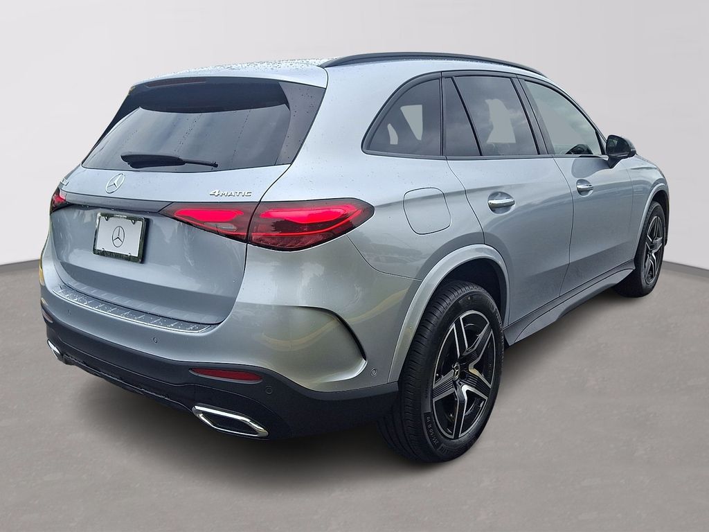 Thumbnail: 2026 Mercedes-Benz GLC - 3