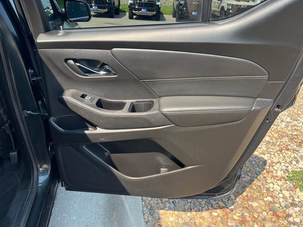 Used 2020 Chevrolet Traverse SUV