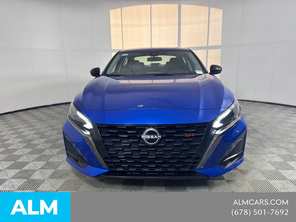 Used 2025 Blue Nissan 2.5 SR image 3