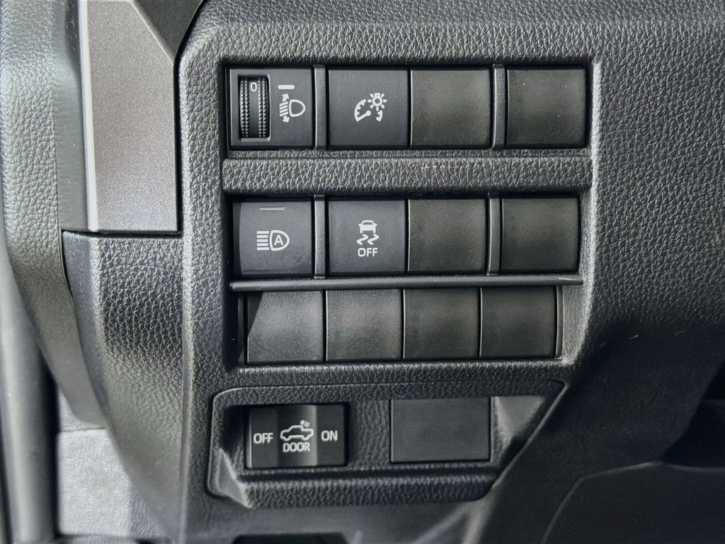 Used 2025 Toyota Tacoma Truck