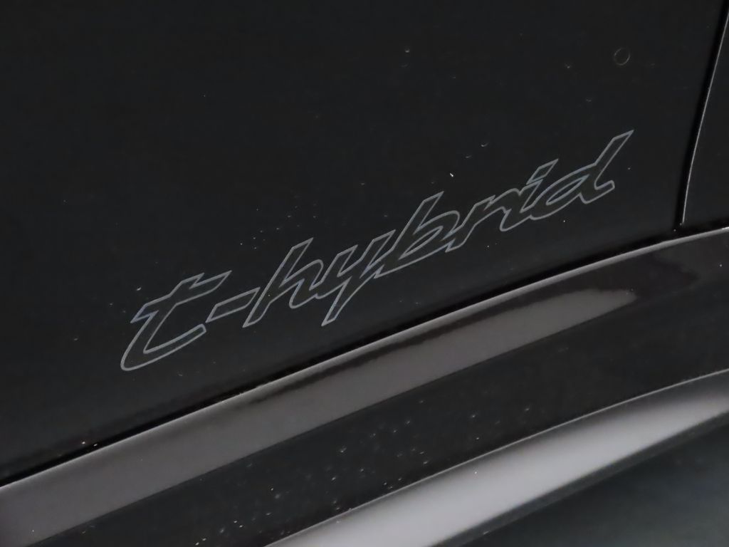 Thumbnail: 2025 Porsche 911 - 21