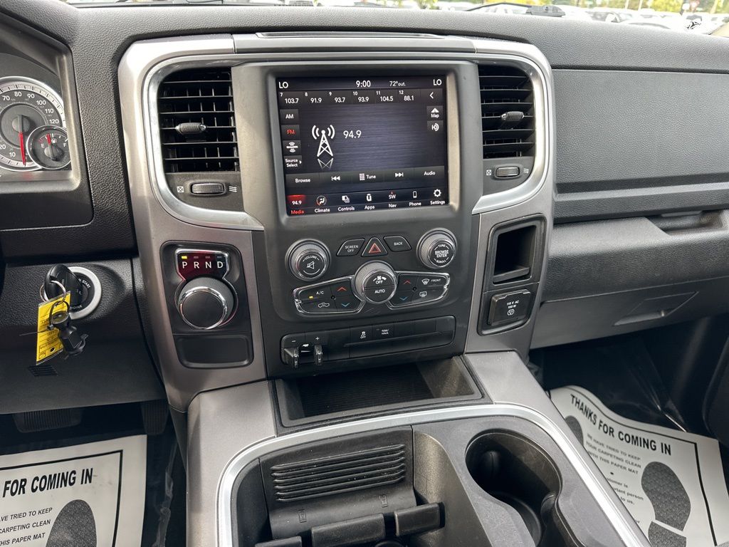 2023 Ram 1500 Classic SLT 36