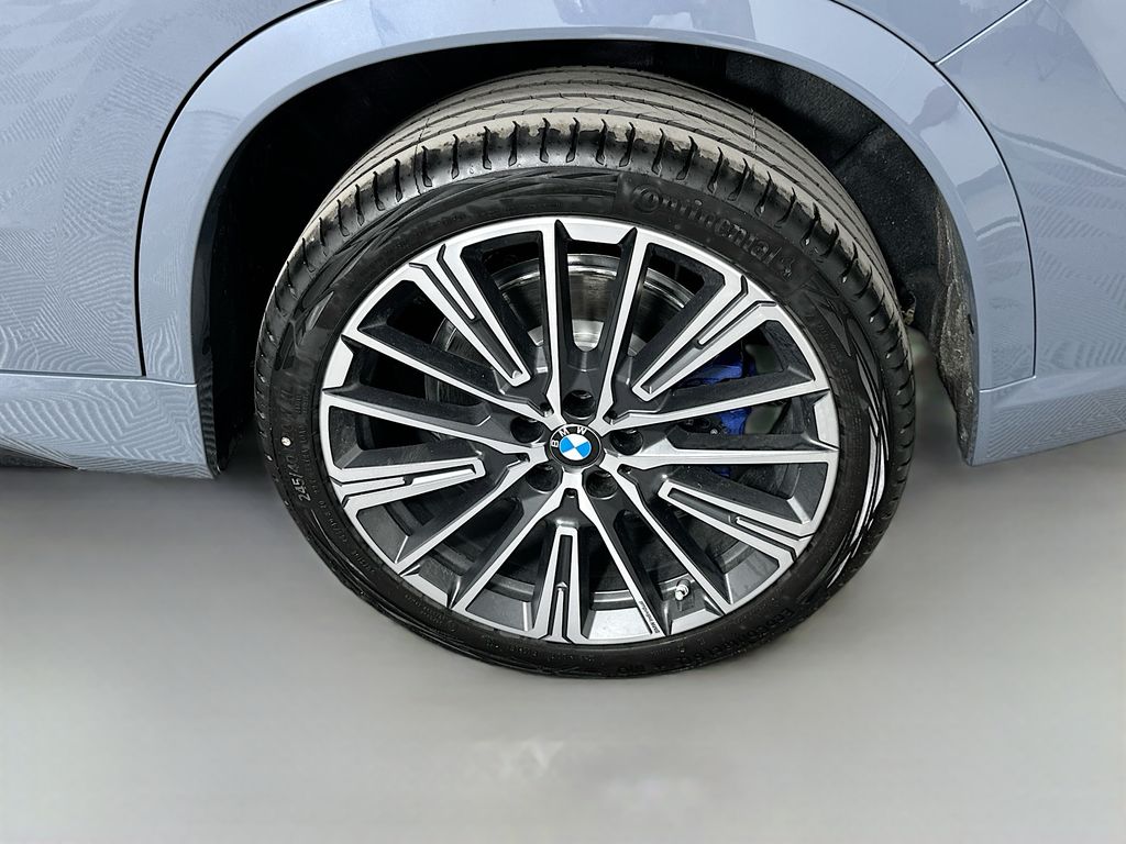 Thumbnail: 2025 BMW X1 - 23