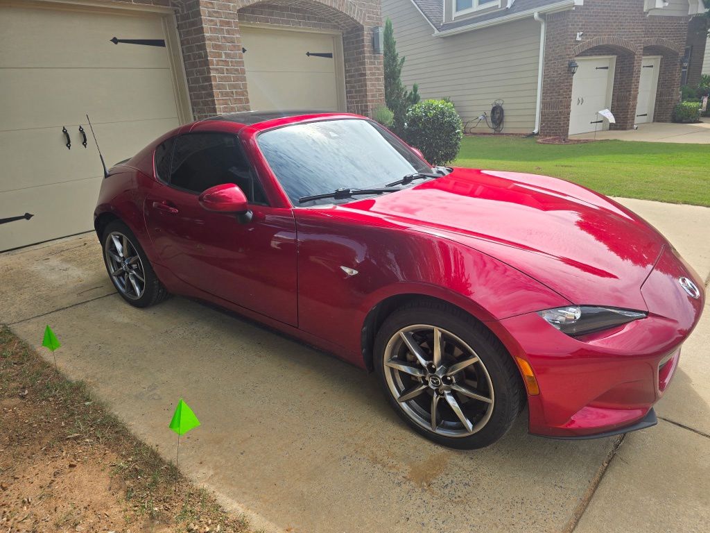 Soul Red Crystal Metallic 2022 Mazda MX-5 Miata RF Grand Touring RWD Convertible Rear-Wheel Drive 6-Speed Manual