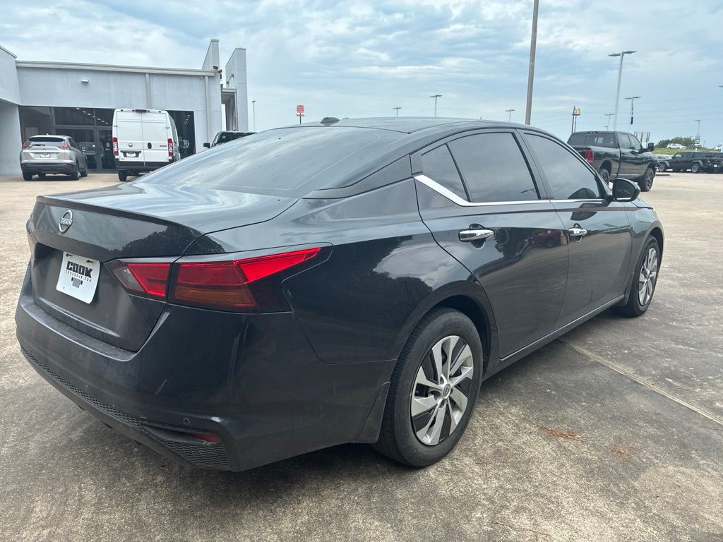 2025 Nissan Altima 2.5 S Black at Central Houston Nissan