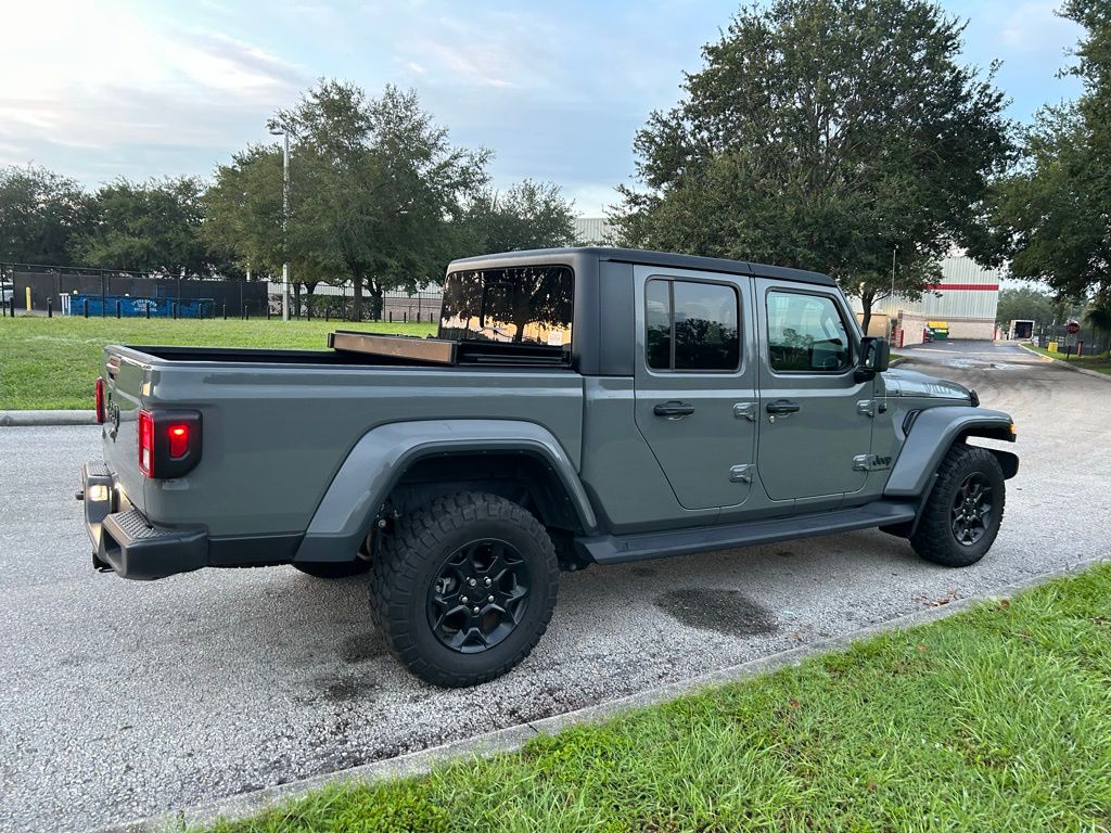 Thumbnail: 2023 Jeep Gladiator - 5