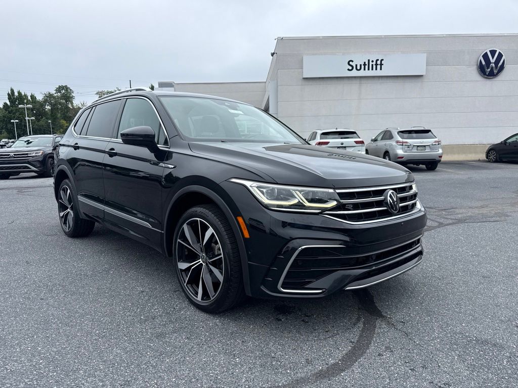 2023 Volkswagen Tiguan 2.0T SEL R-Line - 3