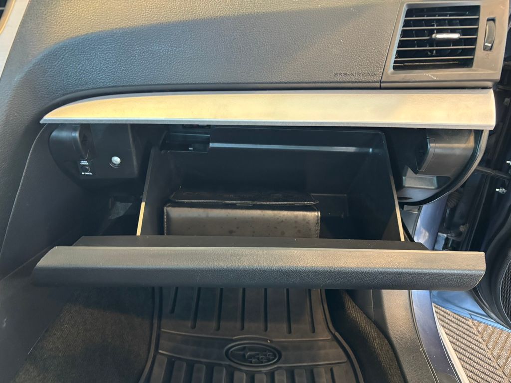 2014 Subaru Legacy 2.5i