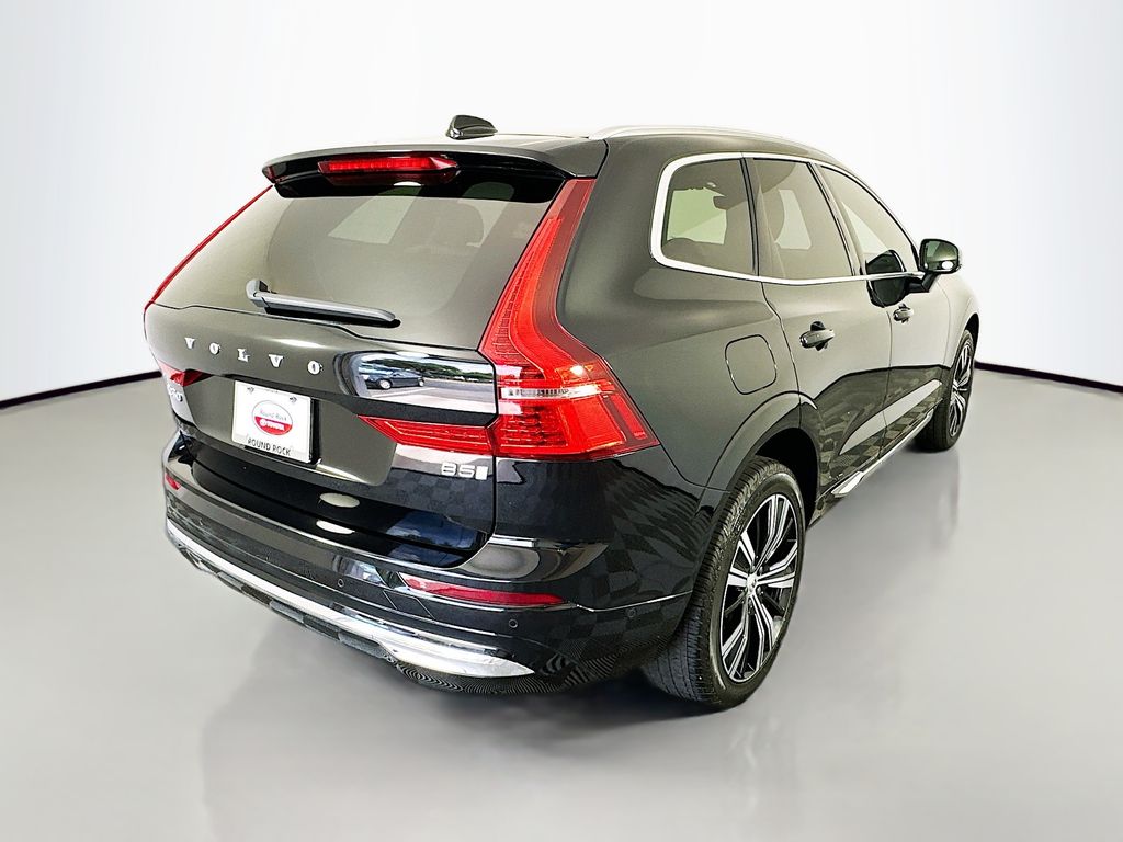 Thumbnail: 2023 Volvo XC60 - 5