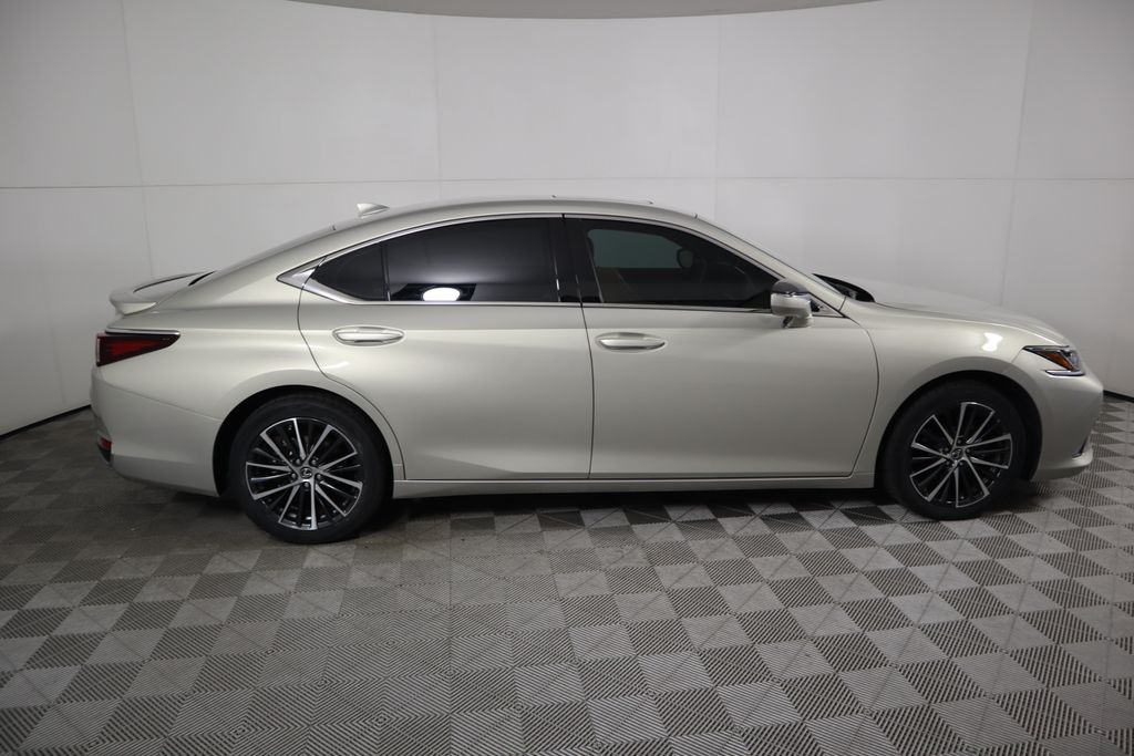 2024 Lexus ES Hybrid 300h 4