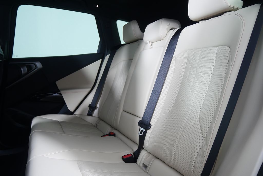 Thumbnail: 2026 BMW X3 - 15