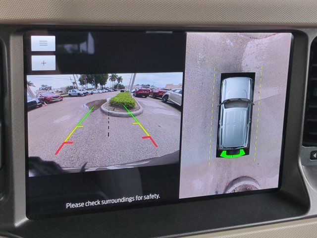 Used 2023 Blue Ford Wildtrak image 18