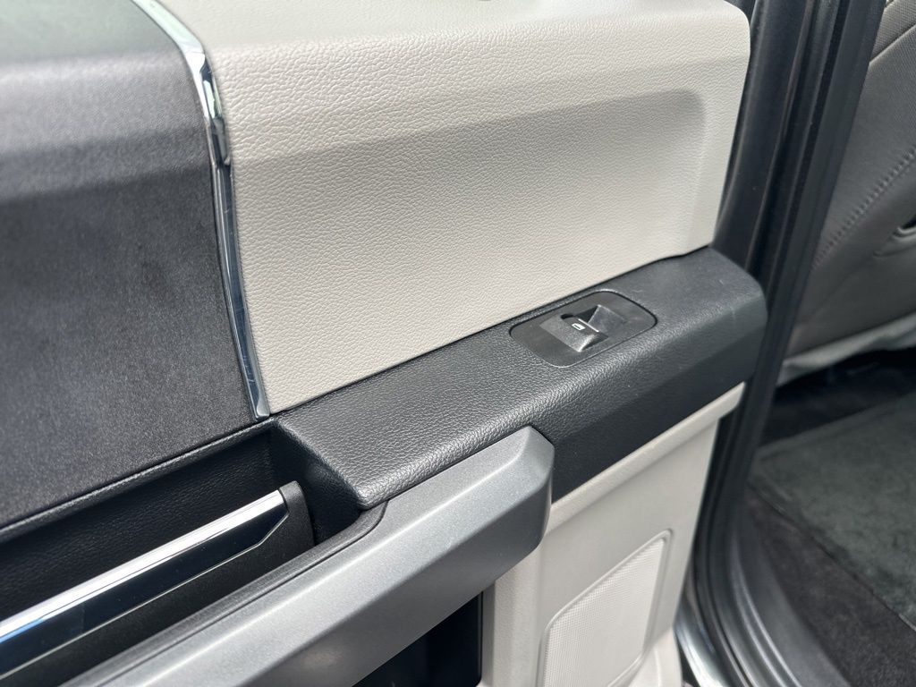 2018 Ford F-150 XLT photo