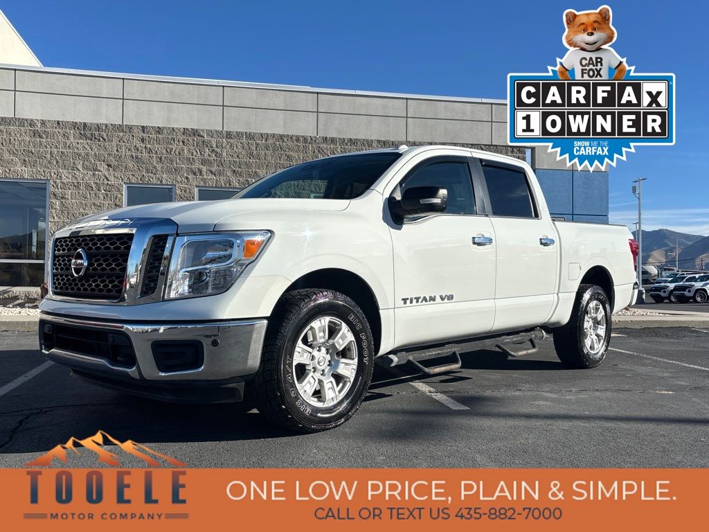  2018 Nissan Titan SV Crew Cab 4WD   
