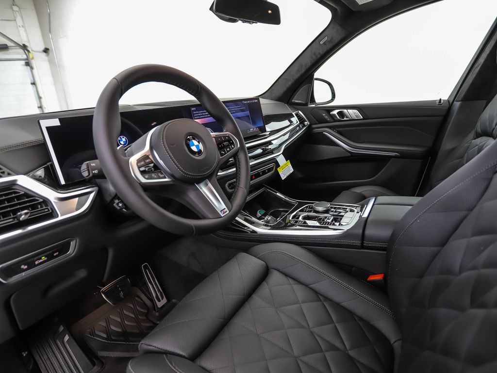 Thumbnail: 2027 BMW X7 - 10