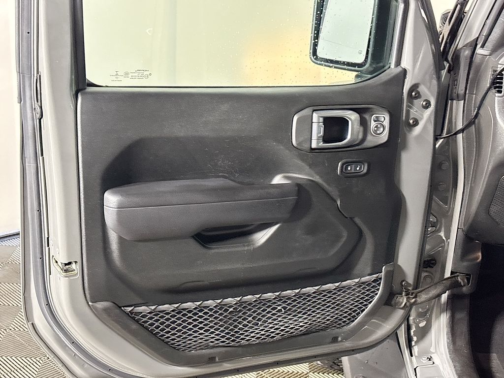 2022 Jeep Gladiator Altitude