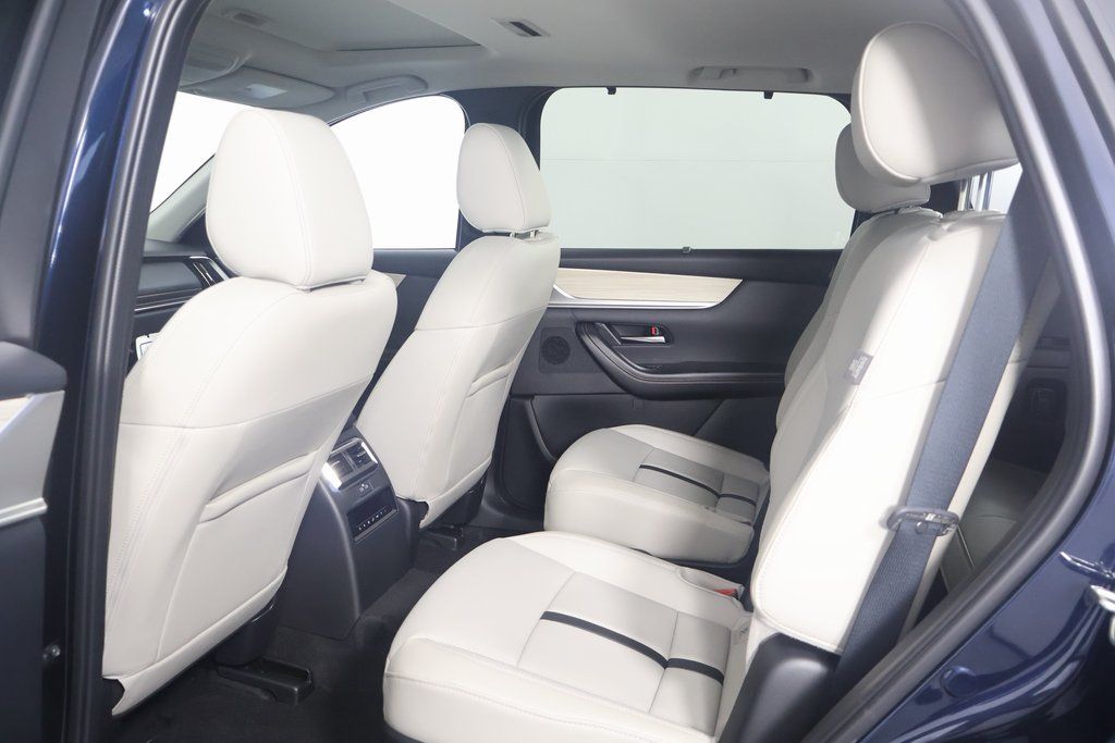 2025 Mazda CX-90 Preferred 6