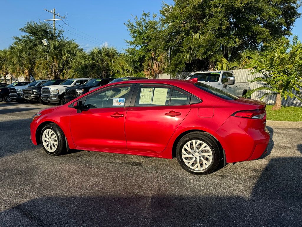 2021 Toyota Corolla LE 4