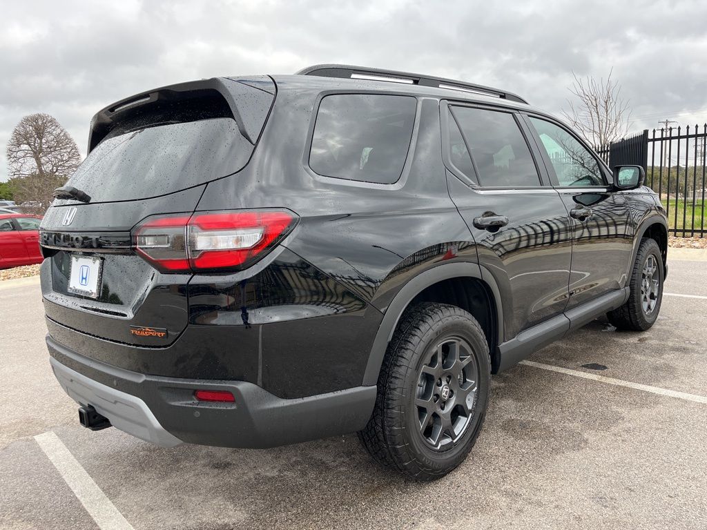 Thumbnail: 2025 Honda Pilot - 4