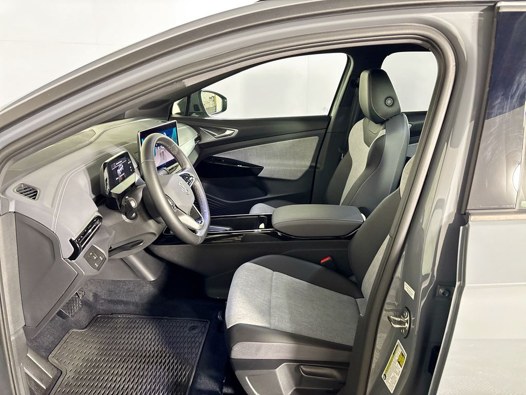 2025 Volkswagen ID.4 Pro