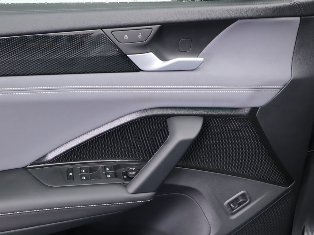 Thumbnail: 2026 Volkswagen Tiguan - 23