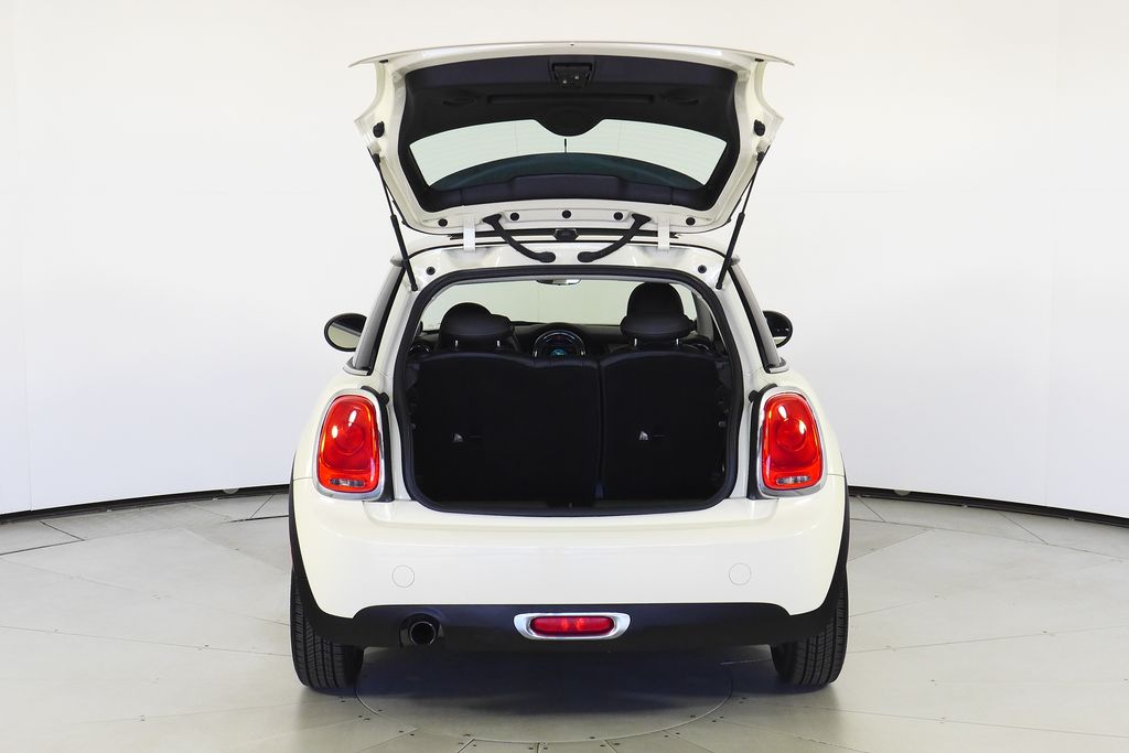 Thumbnail: 2015 MINI Cooper - 10