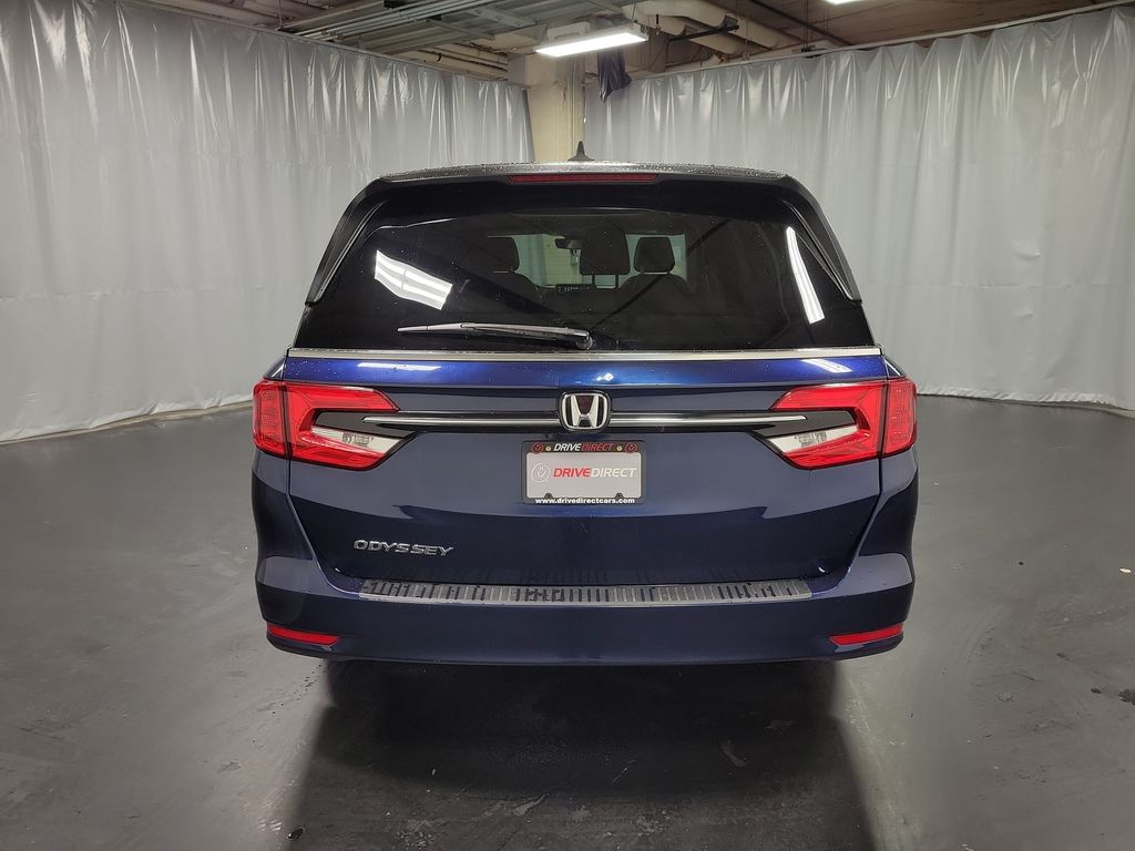 View vehicle photo 7