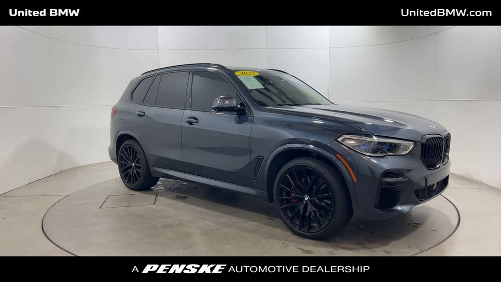 Thumbnail: 2022 BMW X5 - 2