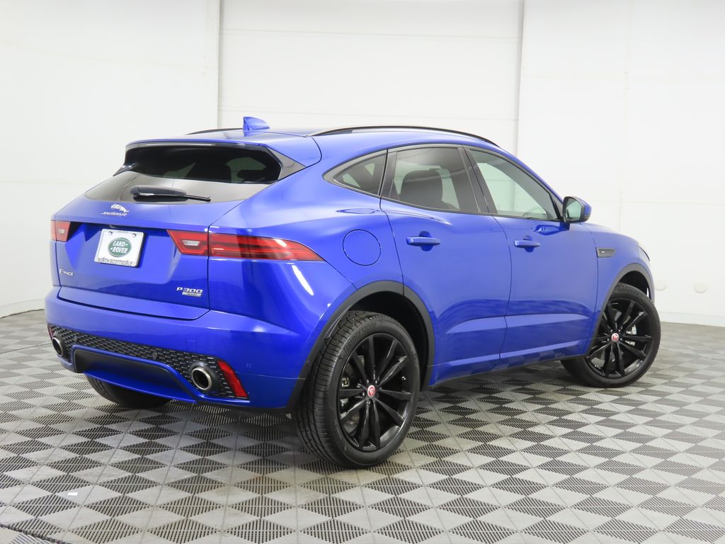 Thumbnail: 2018 Jaguar E-Pace - 5