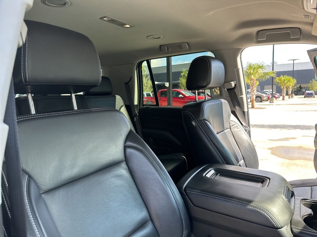 2019 Chevrolet Tahoe LS 27