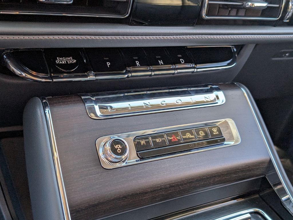 new 2026 Lincoln Aviator car, priced at $73,925