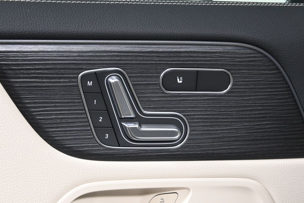 Thumbnail: 2026 Mercedes-Benz GLA - 24