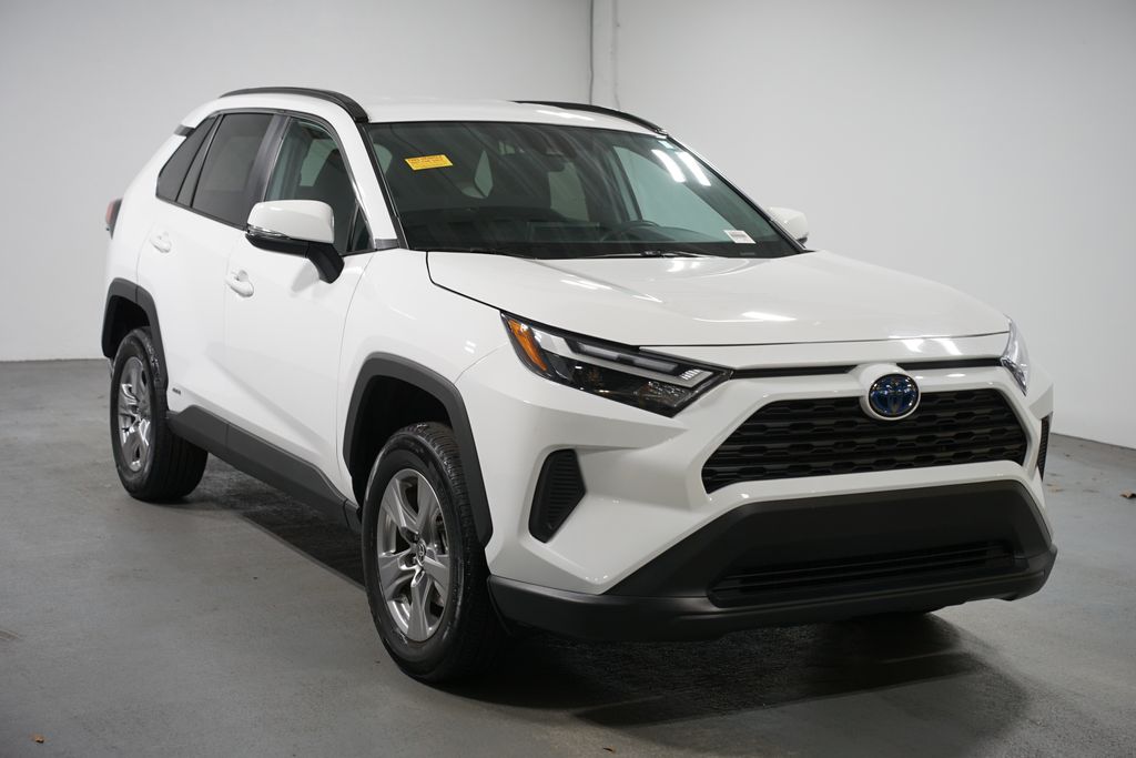 Thumbnail: 2024 Toyota RAV4 - 3