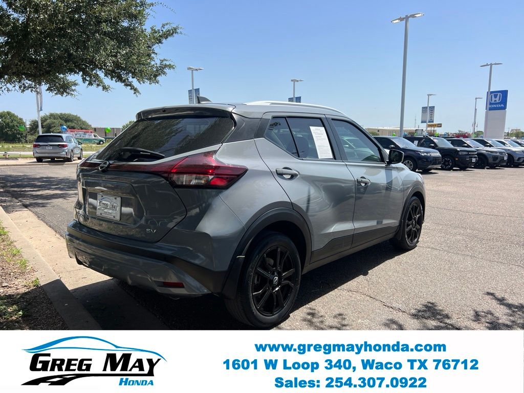 2023 Nissan Kicks SV - 7
