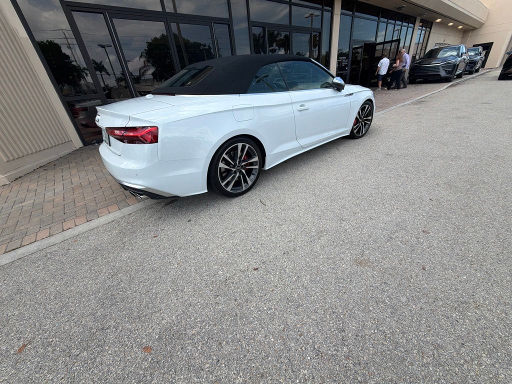 Used 2022 White Audi 3.0T Premium Plus image 5